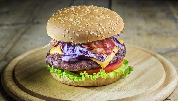 american-bbq-hamburger